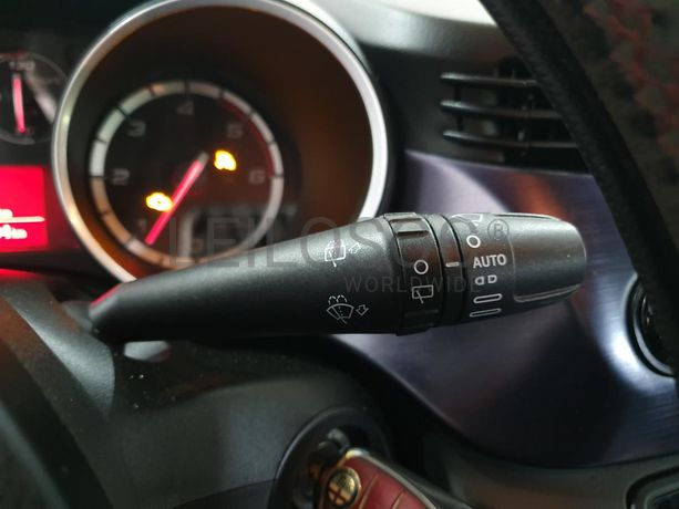 Alfa Romeo Giulietta 1.6 JTD · Ano 2012