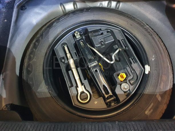 Peugeot 207 1.4 HDI · Ano 2006