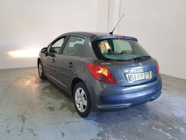 Peugeot 207 1.4 HDI · Ano 2006