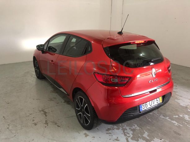 Renault Clio 1.5 DCI · Ano 2013