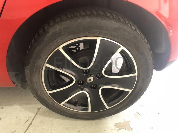 Renault Clio 1.5 DCI · Ano 2013