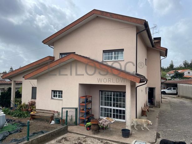 Moradia V5 · Paredes