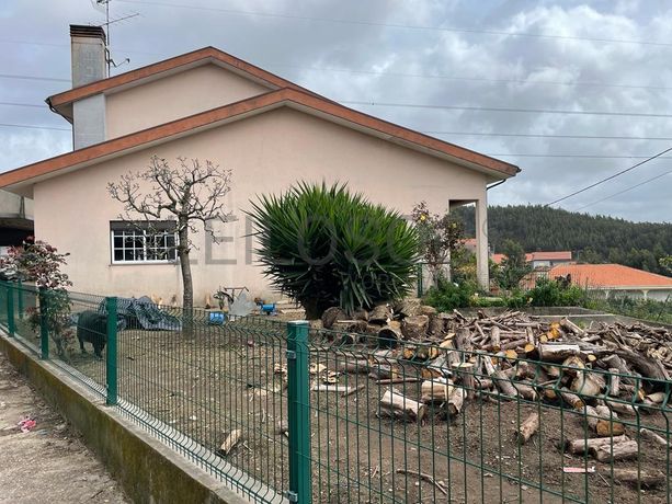 Moradia V5 · Paredes