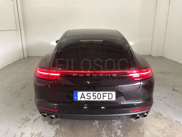 Porsche Panamera 4S · Ano 2017