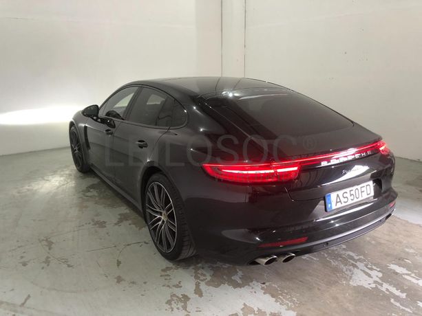 Porsche Panamera 4S · Ano 2017