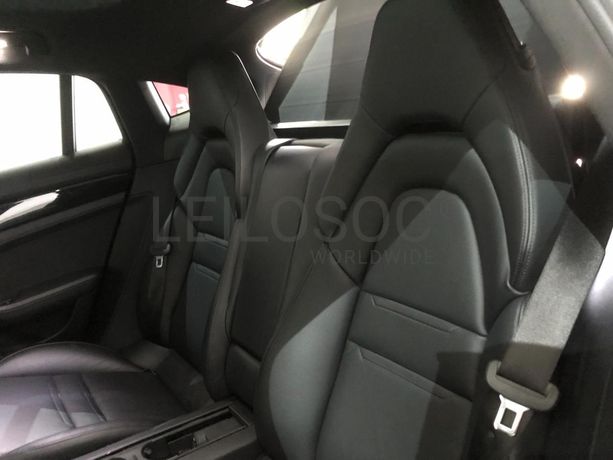 Porsche Panamera 4S · Ano 2017