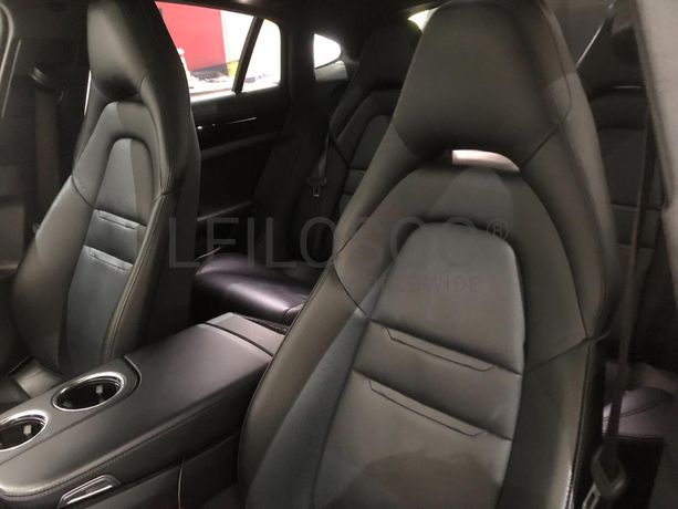 Porsche Panamera 4S · Ano 2017