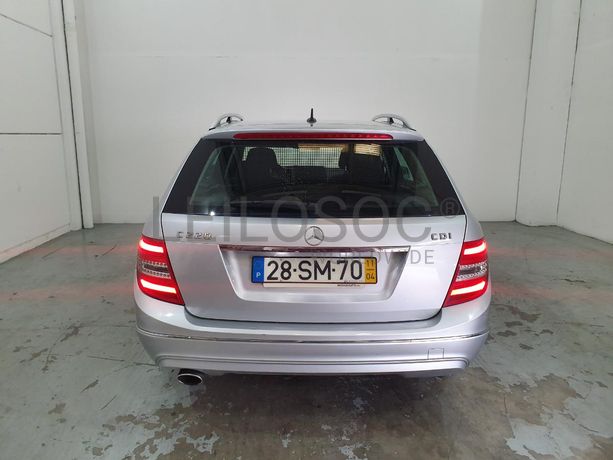 Mercedes-Benz C220 CDI · Ano 2011