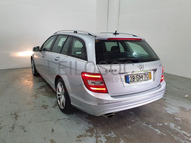 Mercedes-Benz C220 CDI · Ano 2011