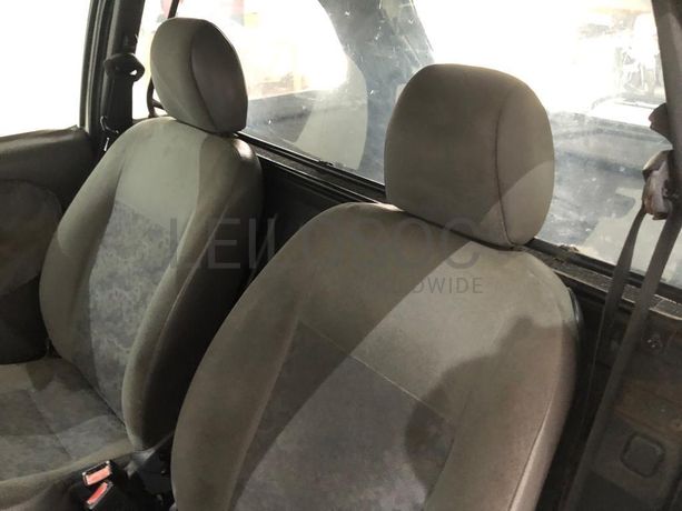 Ford Fiesta Van 1.8 · Ano 1999