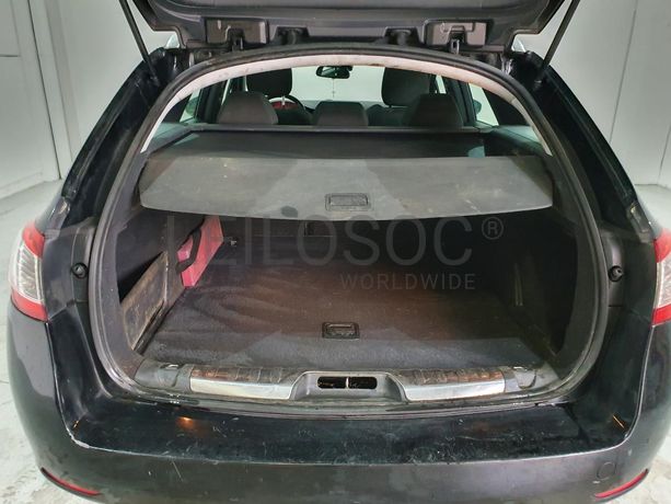 Peugeot 508 SW 1.6 HDI · Ano 2013