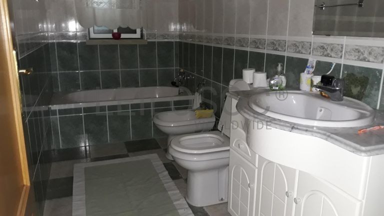 Moradia V3 c/ logradouro · Marinha Grande