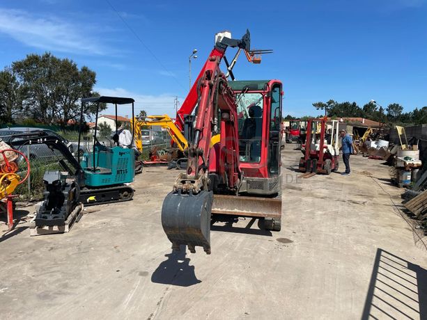 Mini Giratória Yanmar VIO 20