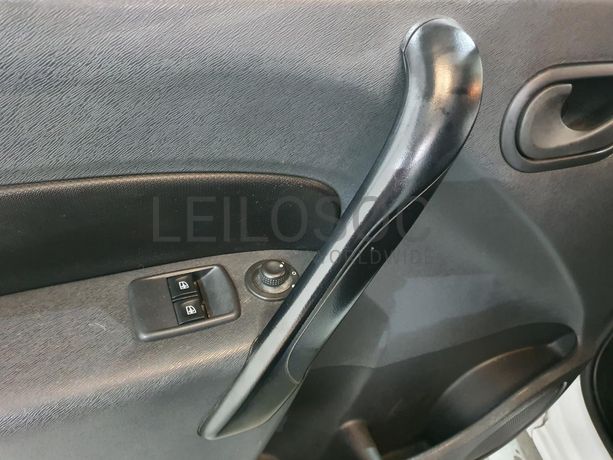 Renault Kangoo 1.5 DCI · Ano 2015