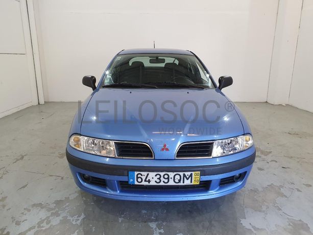 Mitsubishi Carisma 1.6 · Ano 2000