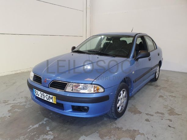 Mitsubishi Carisma 1.6 · Ano 2000