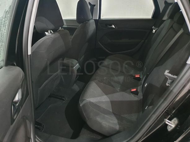 Peugeot 308 SW 1.6 HDI · Ano 2014