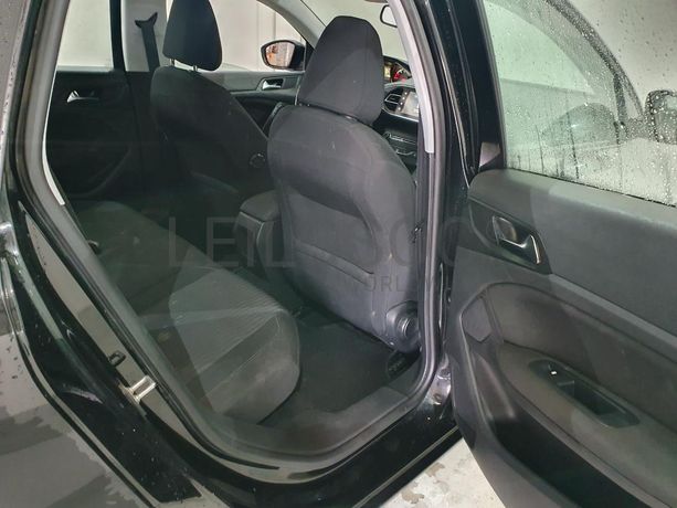 Peugeot 308 SW 1.6 HDI · Ano 2014