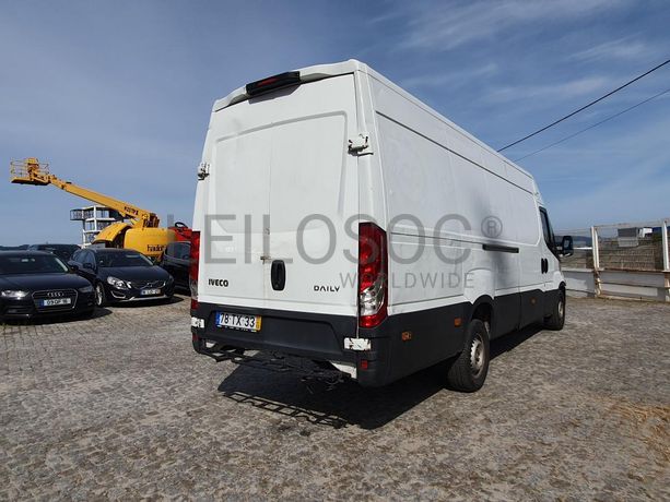 Iveco Daily 35-160 · Ano 2017