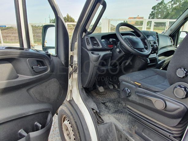 Iveco Daily 35-160 · Ano 2017