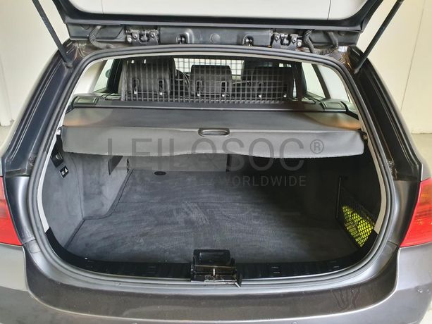 BMW 320D Touring · Ano 2008