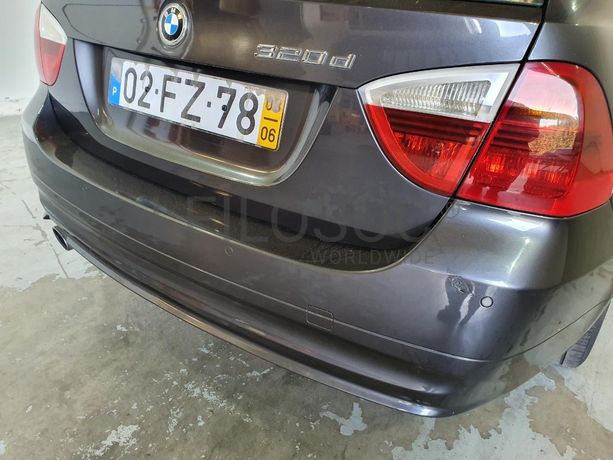 BMW 320D Touring · Ano 2008