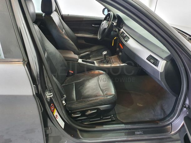 BMW 320D Touring · Ano 2008