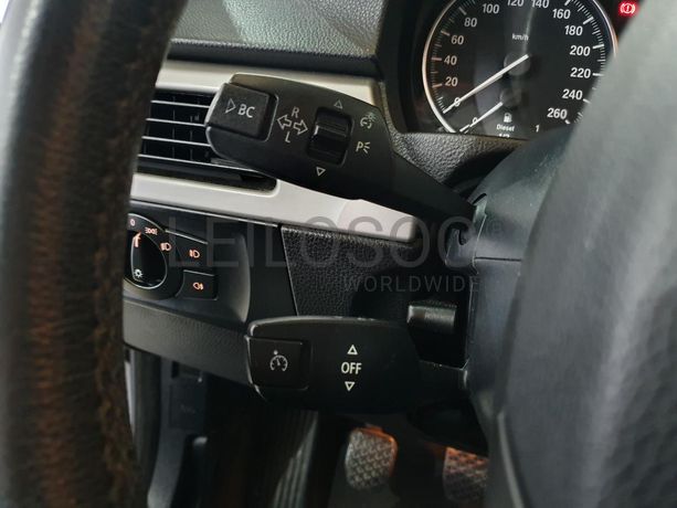 BMW 320D Touring · Ano 2008