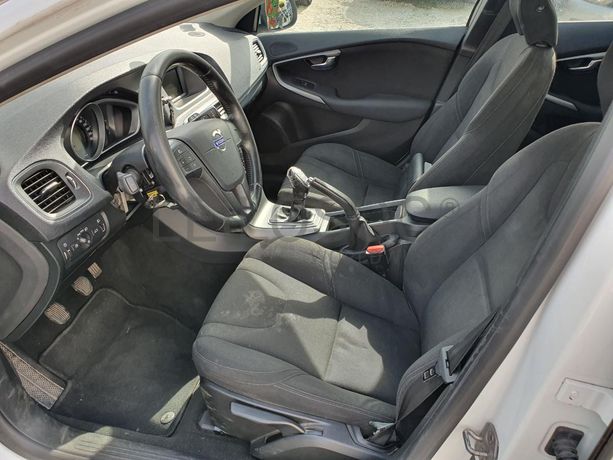 Volvo V40 1.6 D2 · Ano 2014