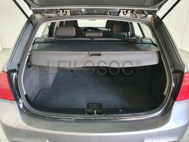 BMW 318D · Ano 2010