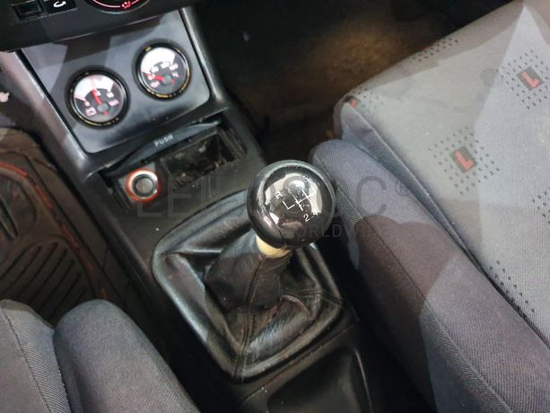 Seat ibiza 1.9 TDI · Ano 2000