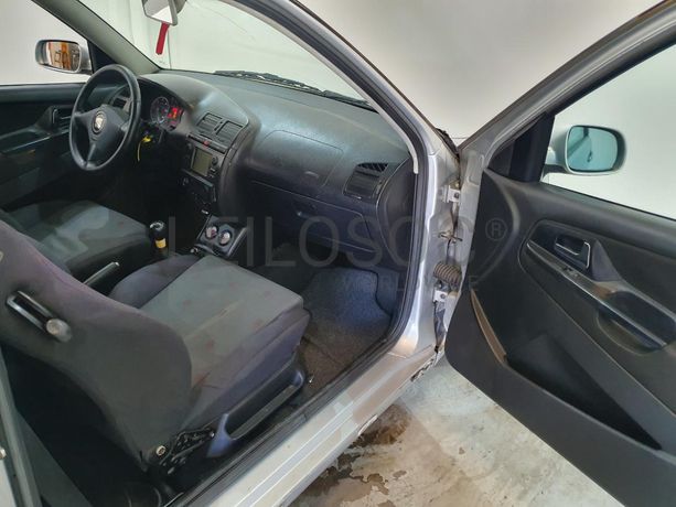 Seat ibiza 1.9 TDI · Ano 2000