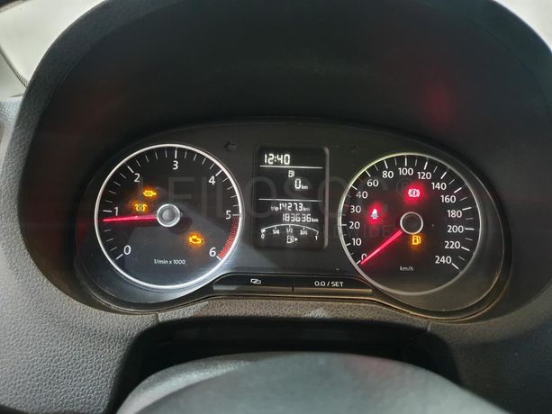 Volkswagen Polo 1.2 TDI · Ano 2011