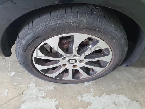 Seat Leon 1.6 TDI · Ano 2014