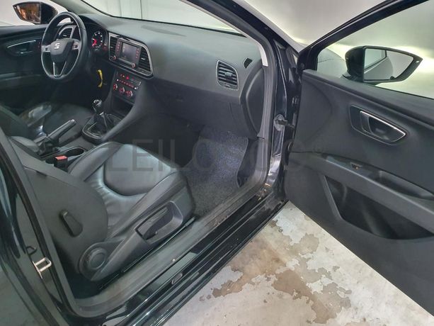 Seat Leon 1.6 TDI · Ano 2014