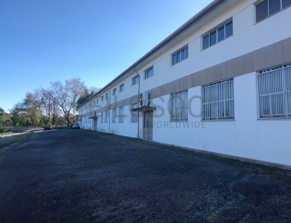 Armazém Industrial com Logradouro · Marco de Canaveses