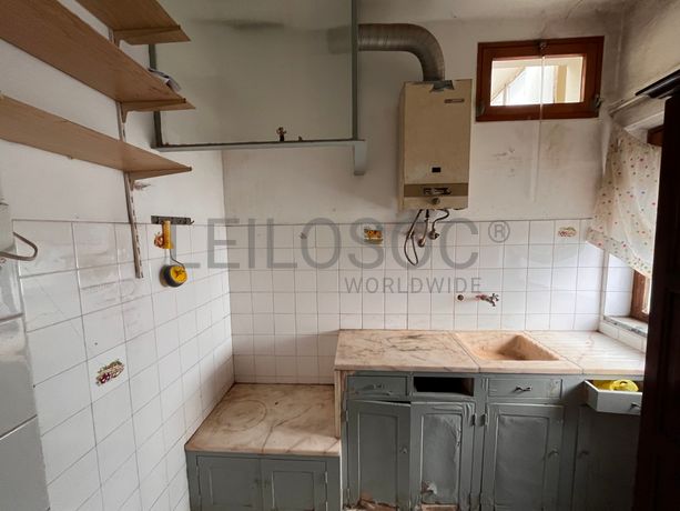 Edifício com 2 pisos · Lagos