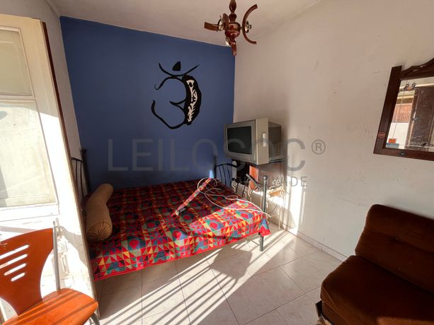 Edifício com 2 pisos · Lagos