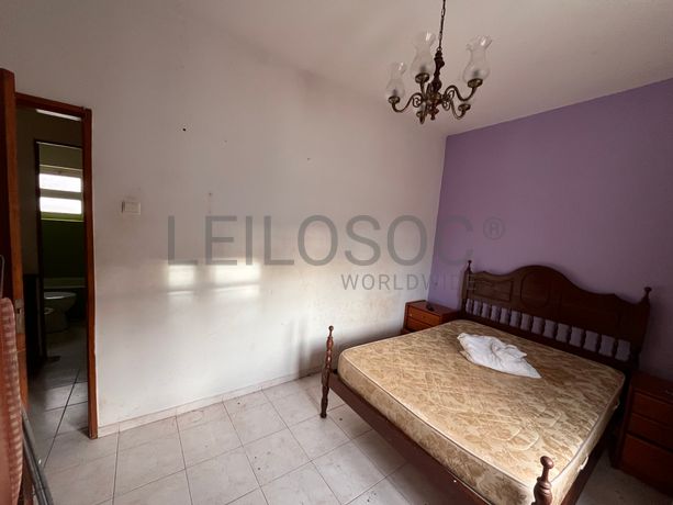 Edifício com 2 pisos · Lagos