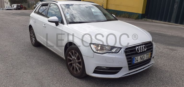 Audi A3 Sportback 1.6 TDI · Ano 2013