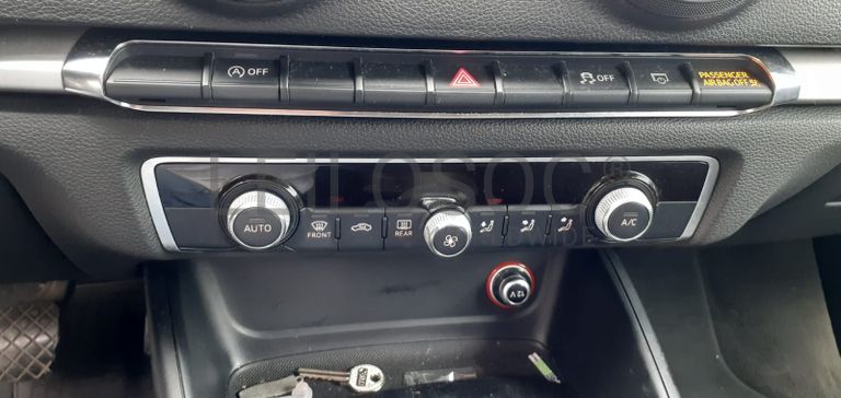 Audi A3 Sportback 1.6 TDI · Ano 2013