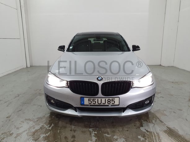 BMW 318D GT · Ano 2013