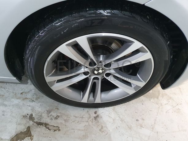 BMW 318D GT · Ano 2013