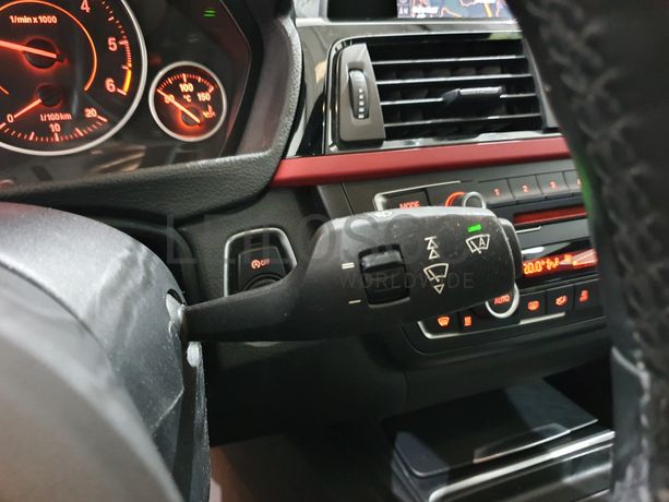 BMW 318D GT · Ano 2013