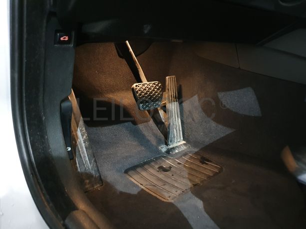 BMW 318D GT · Ano 2013