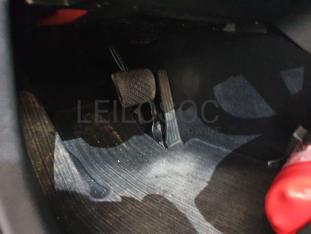 Mercedes-Benz C200D · Ano 2015