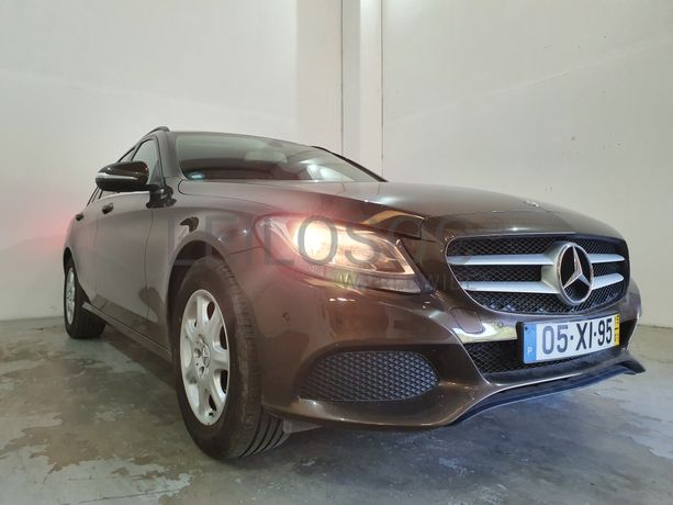 Mercedes-Benz C200D · Ano 2015