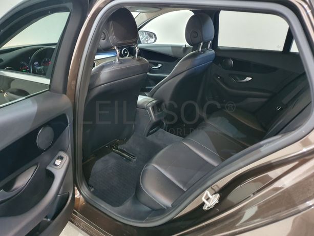 Mercedes-Benz C200D · Ano 2015
