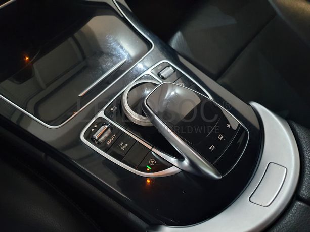 Mercedes-Benz C200D · Ano 2015