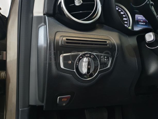 Mercedes-Benz C200D · Ano 2015